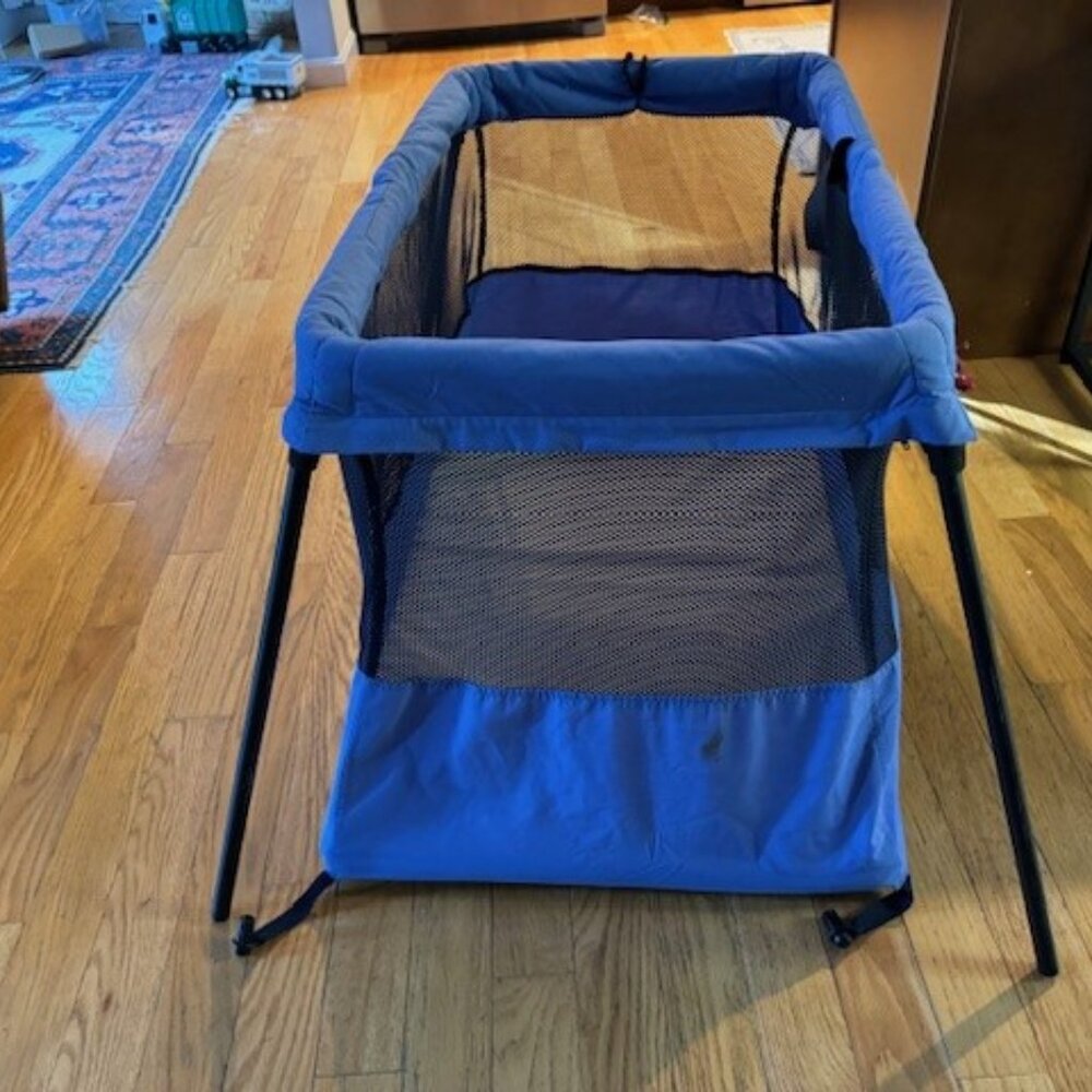 Baby Bjorn Travel Crib